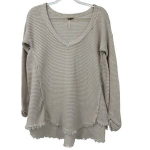 Free People Beige Waffle Knit V-Neck Frayed Hem Oversized Sweater Womens Medium